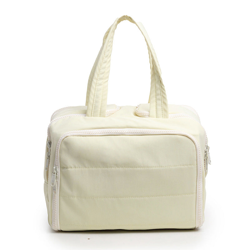 🌟 Trousse de toilette élégante avec des compartiments astucieux - parfaite pour les voyages et le maquillage !