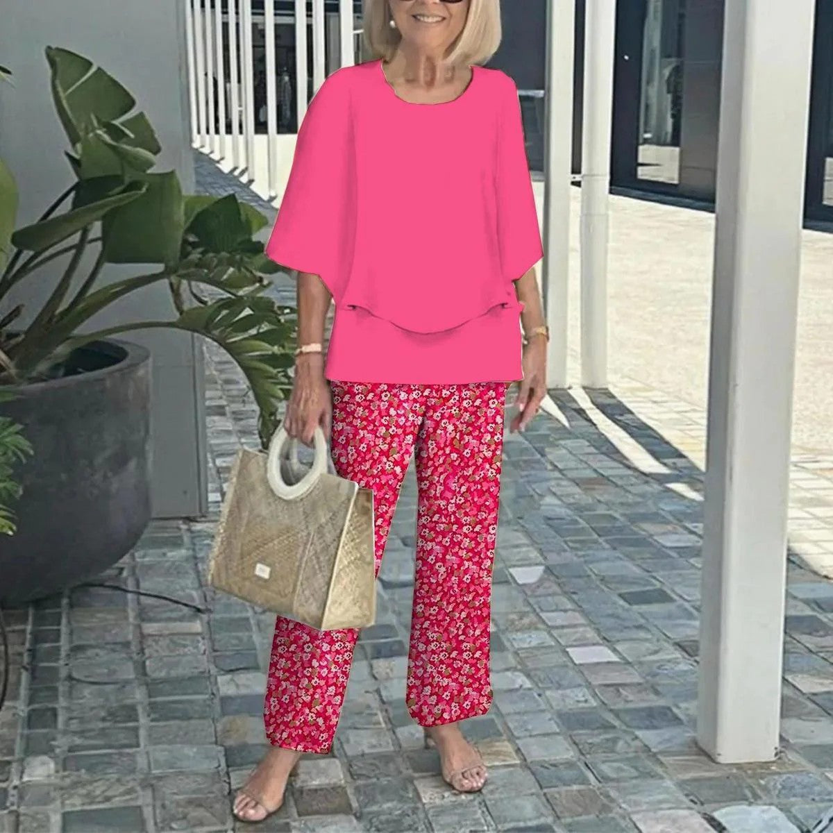🌸Ensemble pantalon décontracté pour femme avec une encolure ronde et des demi-manches avec un imprimé