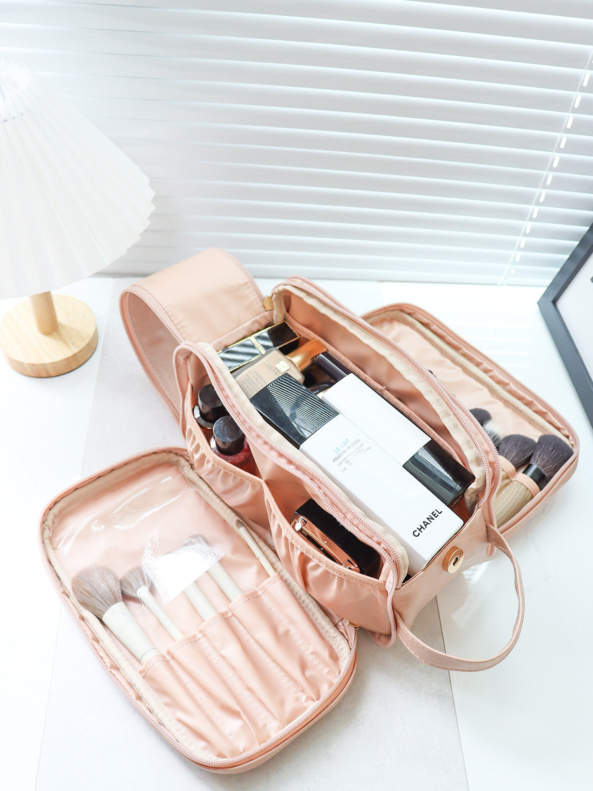 📢Durée limitée 50% de réduction✨🌸Sac à Cosmétiques de Grande Capacité à Huit Compartiments🌸