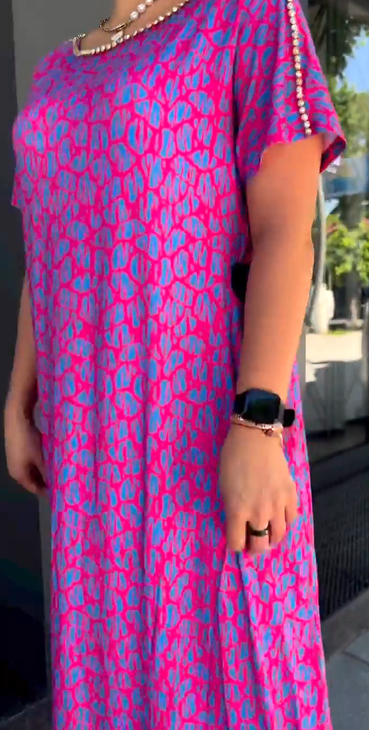 Robe à col diamant et imprimé floral rose et violet