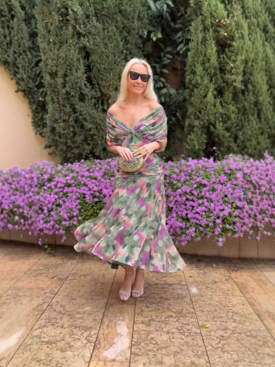 Robe élégante en maille avec motif floral pour femmes