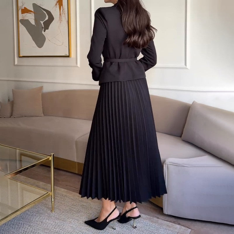 Ensemble de 2 Pièces pour Femme : Blazer à Revers avec Ceinture Assortie & Jupe Longue Plissée