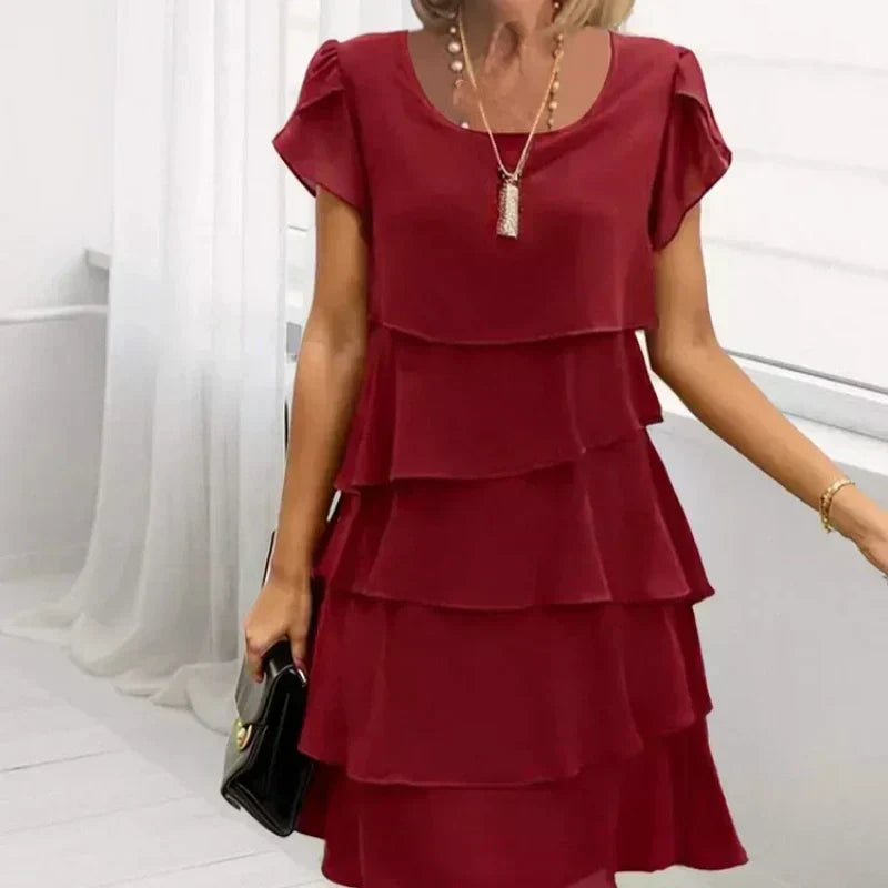 Robe décontractée à volants et coupe ondulée pour femmes