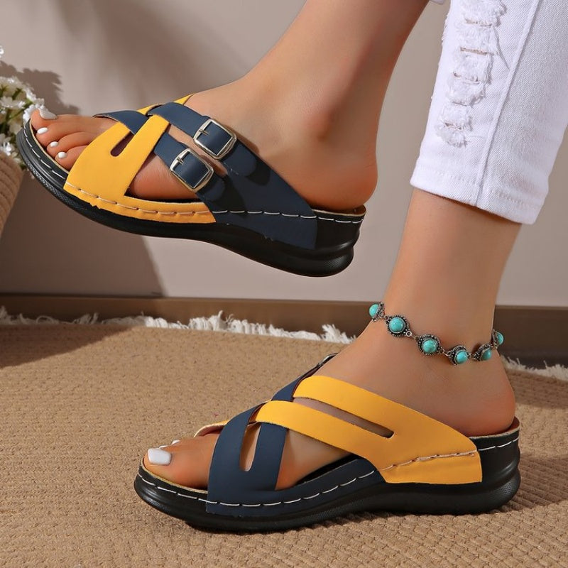 👠🌟 Sabots de Sandales à Boucle de Ceinture de Mode Féminine, Semelle Épaisse : La Dernière Tendance en Chaussures ! 🛍️👡