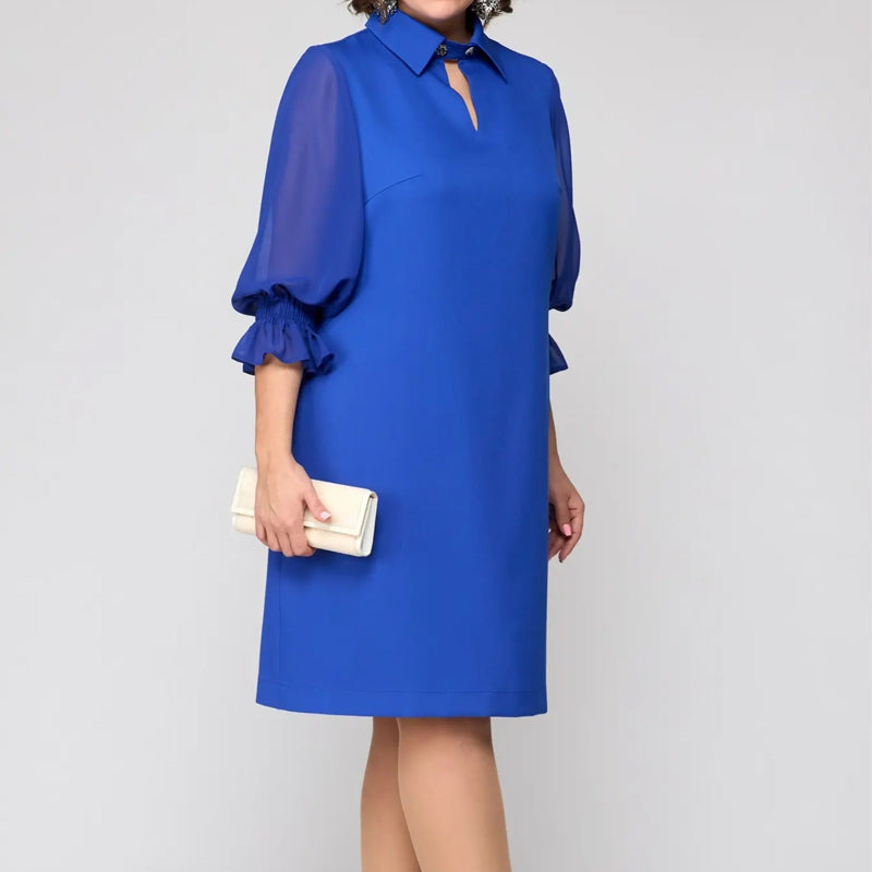 Robe élégante et solide à revers découpé pour femmes