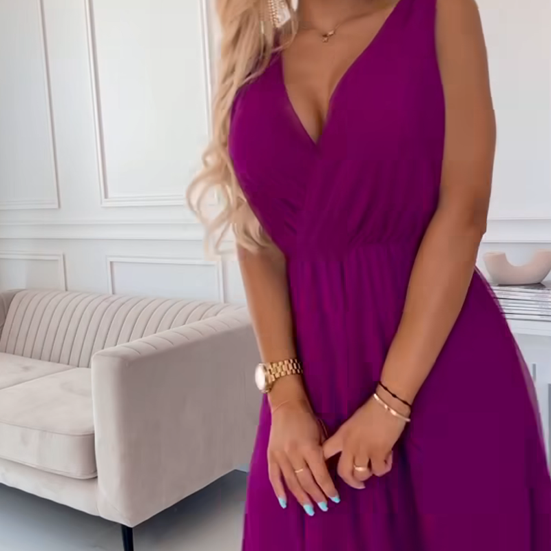 Robe en mousseline sans manches à col en V