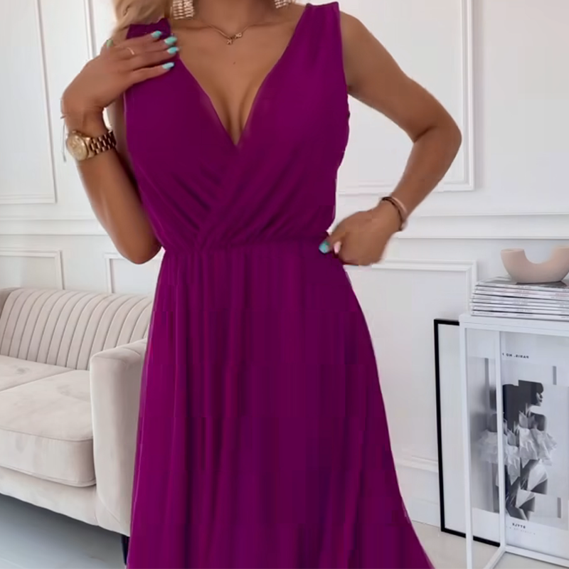 Robe en mousseline sans manches à col en V