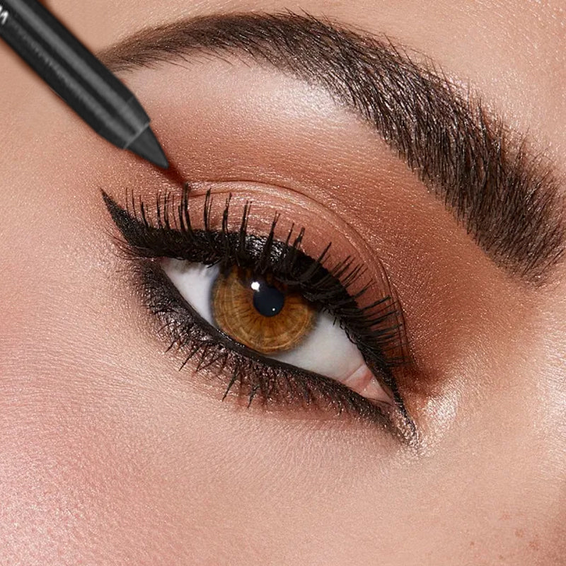 🔥40 % rabatt så länge lagret räcker!💕10 färgade gelpennor för eyeliner