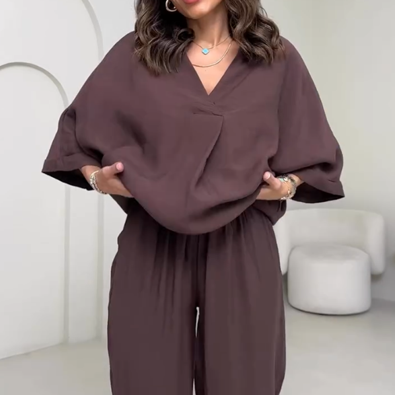 Deux-pièces pour femmes : Top à col en V & pantalon à la cheville